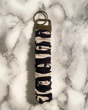 Load image into Gallery viewer, Scunchy Key Fob
