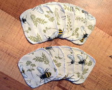 Load image into Gallery viewer, Facial Wipes
