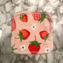 Load image into Gallery viewer, Facial Wipes
