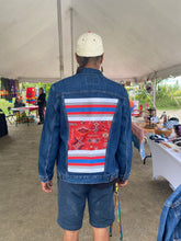 Load image into Gallery viewer, Levis Ribbon Jacket - XL
